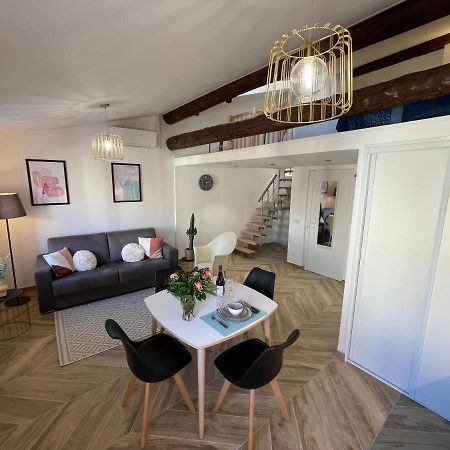 Nice Renting - Massena - Loft - Heart Of Vieil Antibes - The Market With Sea View Exterior foto