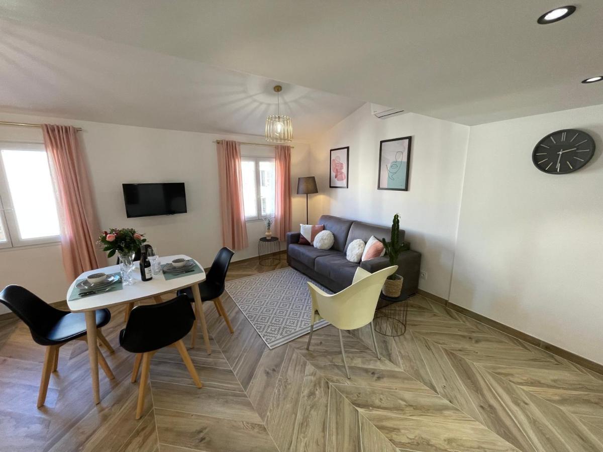 Nice Renting - Massena - Loft - Heart Of Vieil Antibes - The Market With Sea View Exterior foto